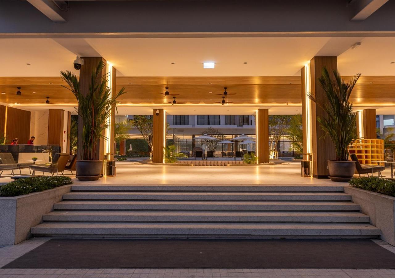 Laya Resort Phuket Island Layan Beach  Buitenkant foto