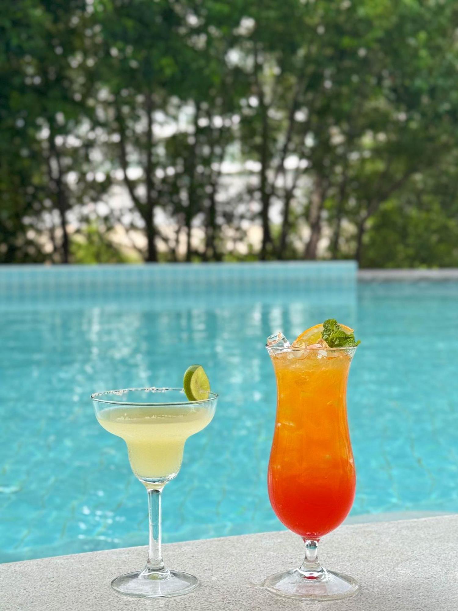Laya Resort Phuket Island Layan Beach  Buitenkant foto